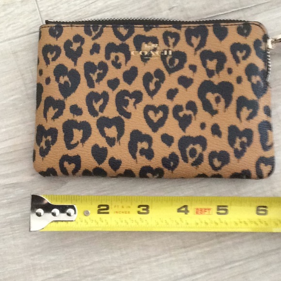 Coach print wristlet - Picture 5 of 8